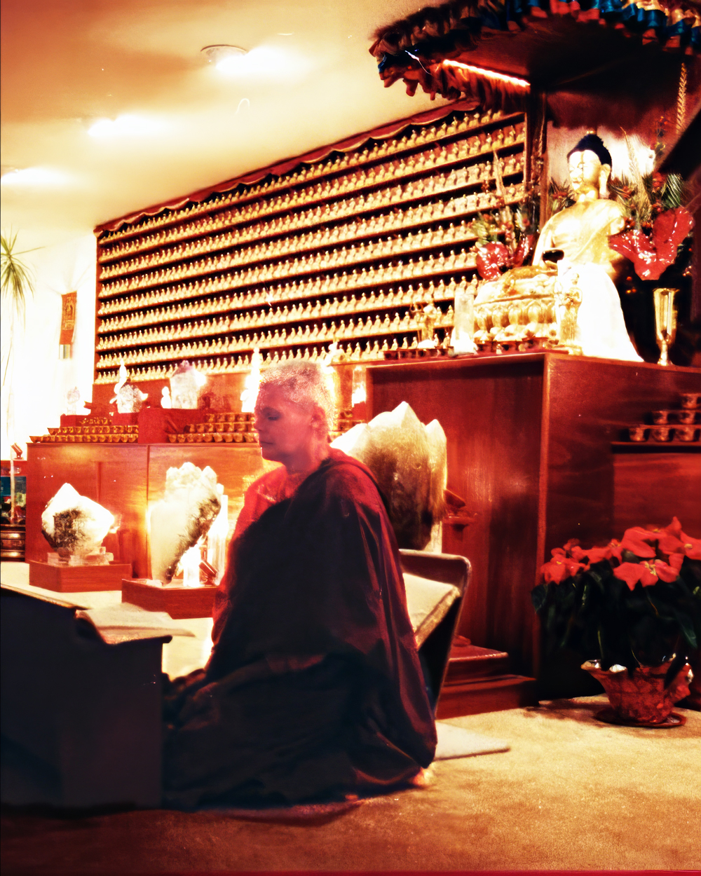 20-DR-2-12a-Samla-praying-ed-web